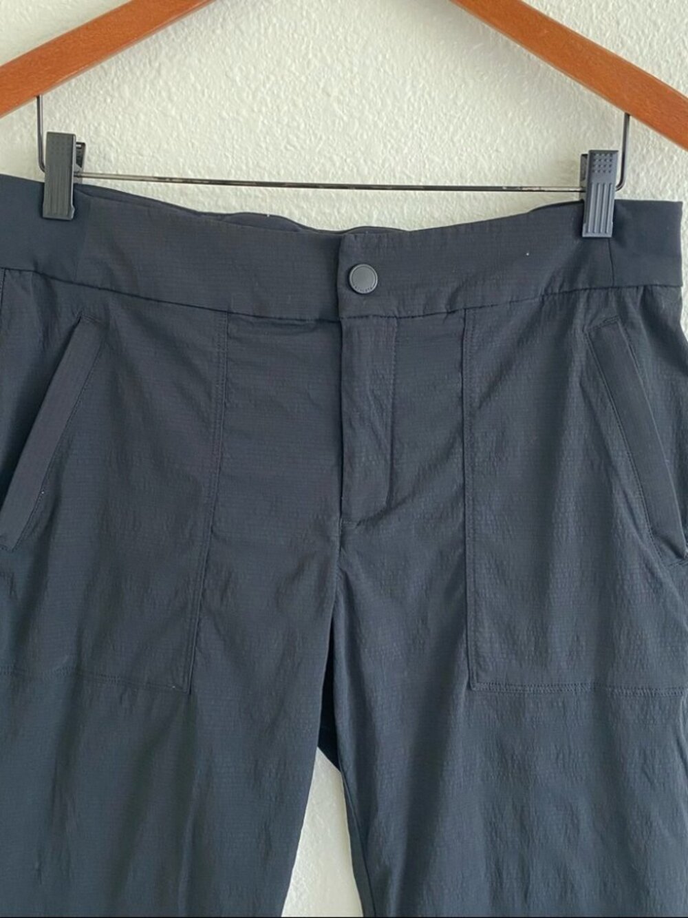 Athleta Black Trekkie Hike Athletic Pant, size 12 - Picture 4 of 9